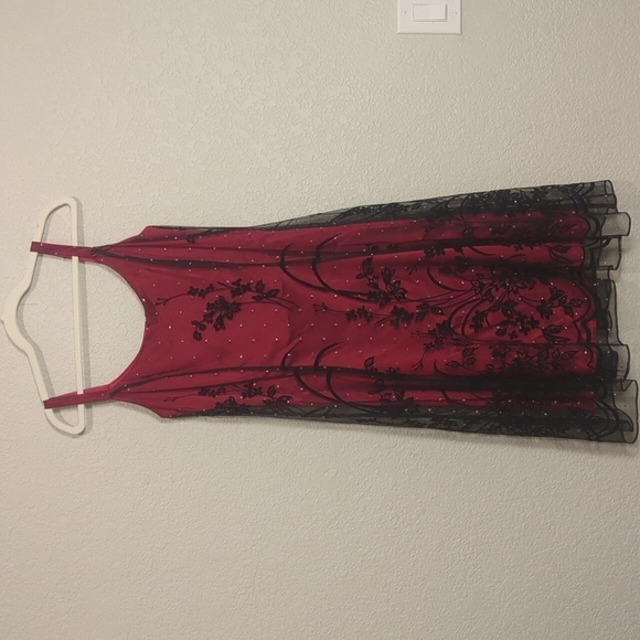 K studio collection vintage red sleeveless floral black lace midi dress - Picture 3 of 13